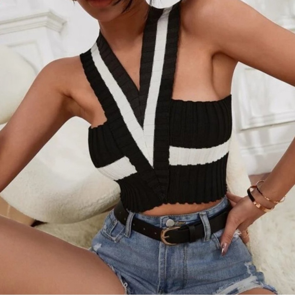 Colorblock Black white Ribbed Cropped tank top V-neck Knit Halter